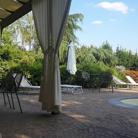Langhe, Villa Roddi