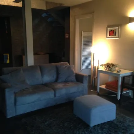 Casa *